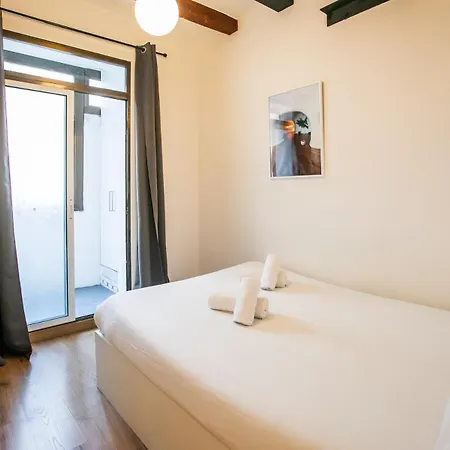 11bldg1025 - Superp Downtown Apartment